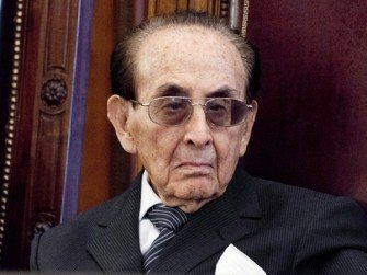 FAYT Y EL PAÍS DE LOS HIPÓCRITAS