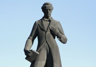 Julio Irazusta – Alberdi, el verdadero y único precursor de la claudicación