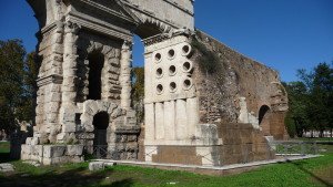 Tumba del panadero en Roma