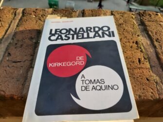 de Kirkegord a Tomas de Aquino