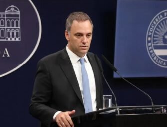 El Ejecutivo a la defensiva – Por Vicente Massot